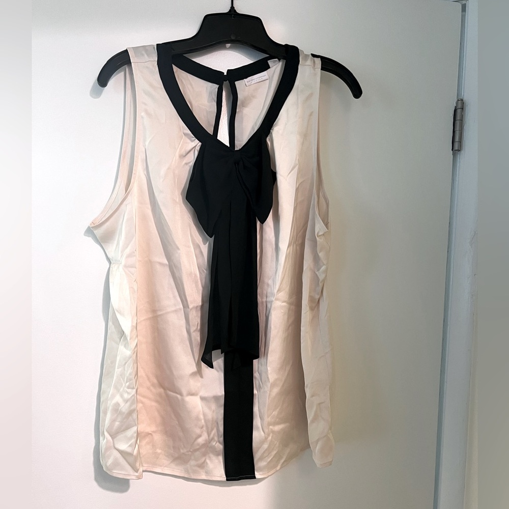 NY&Co Black and White Top with Bow
